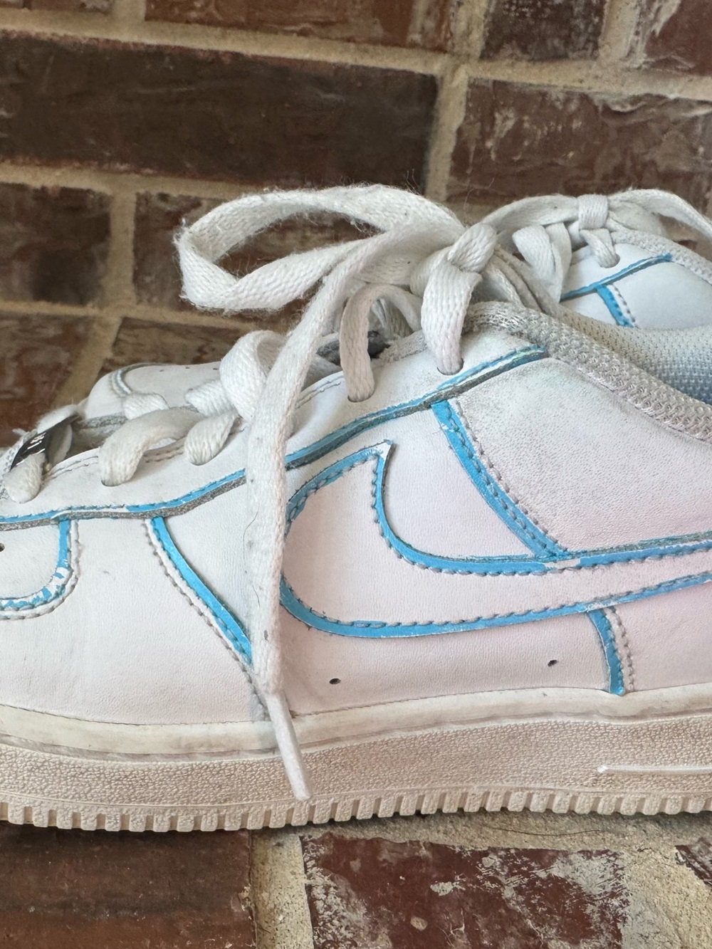Custom Nike Airforce 1s size 5Y